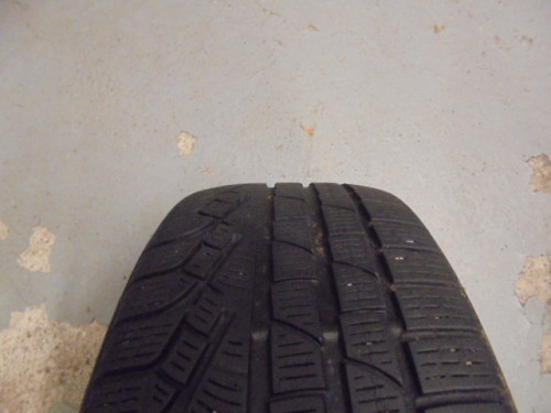 Pirelli sottozero winter 210 serie 2 tyre