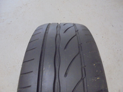 Bridgestone RE002 tyre
