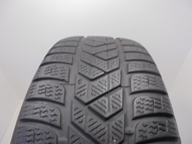 Pirelli Sottozero 3 tyre