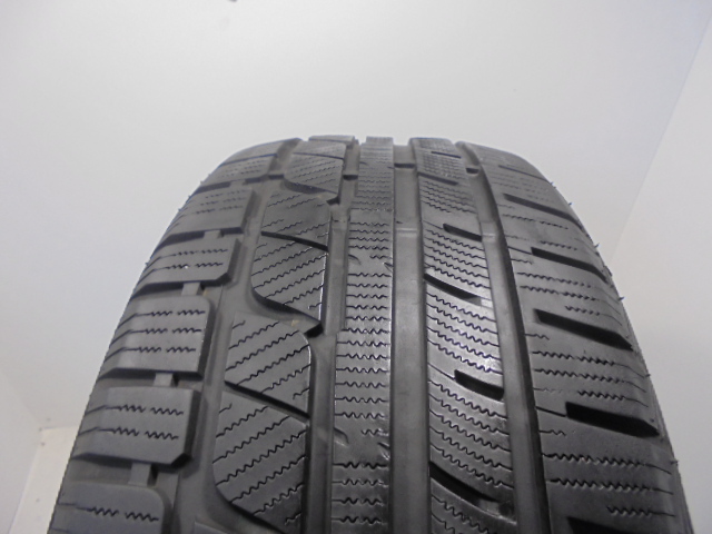 Star Performer Winter SUV tyre