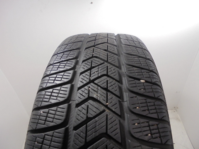 Pirelli Scorpion tyre