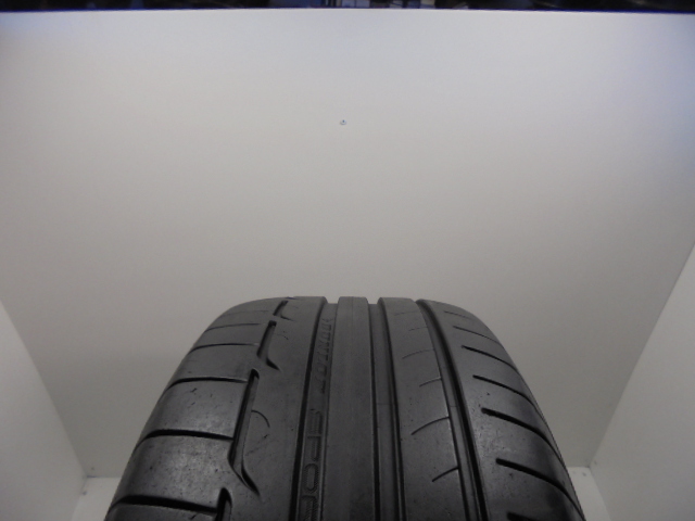 Dunlop Sport Maxx RT tyre