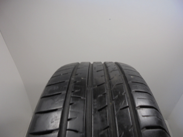 Kumho HP91 tyre