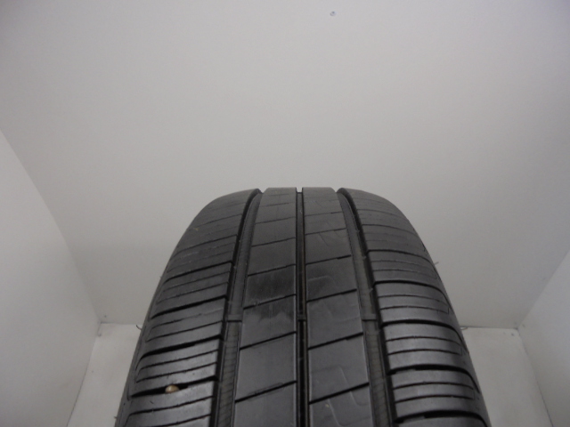Goodyear Efficientgrip Performance tyre