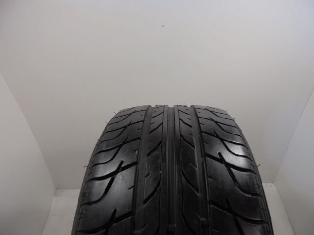Kormoran Gamma B2 tyre