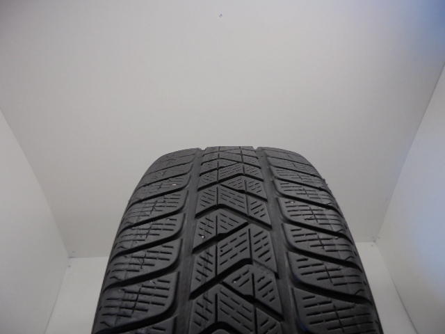 Pirelli Scorpion Winter tyre
