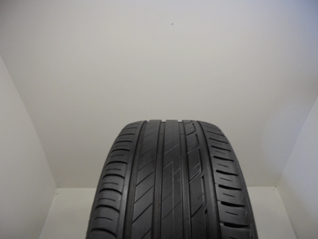 Bridgestone T001 tyre