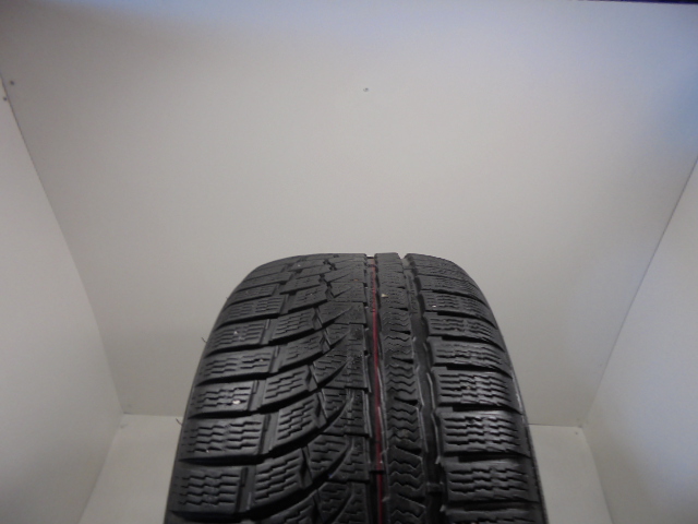 Nokian WR A4 tyre