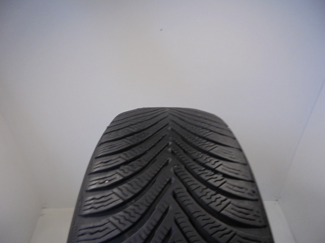 Michelin Alpin 5 tyre