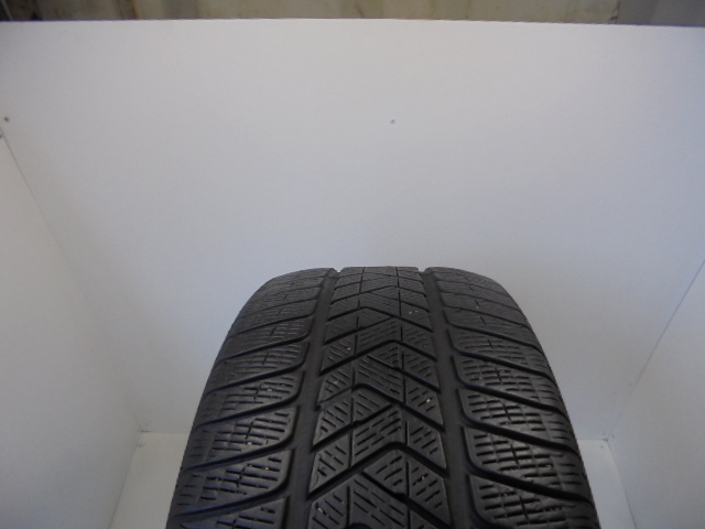 Pirelli Scorpion Winter tyre