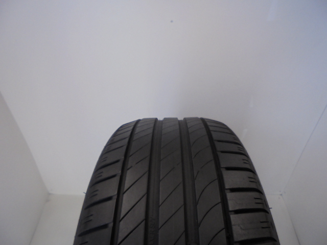 Kleber Dynaxer SUV tyre
