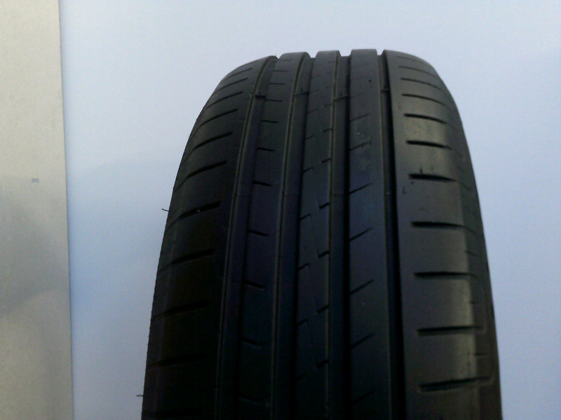 Vredestein Sportrac 5 tyre