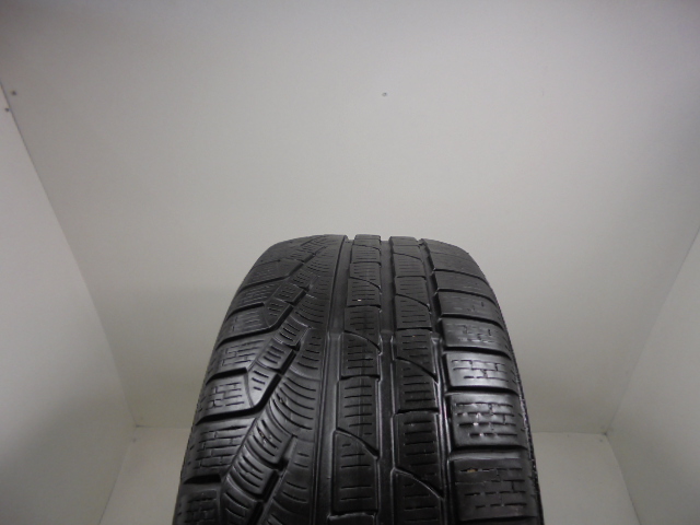 Pirelli Sottozero II tyre