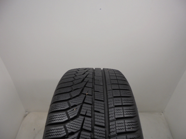 Hankook W320 tyre