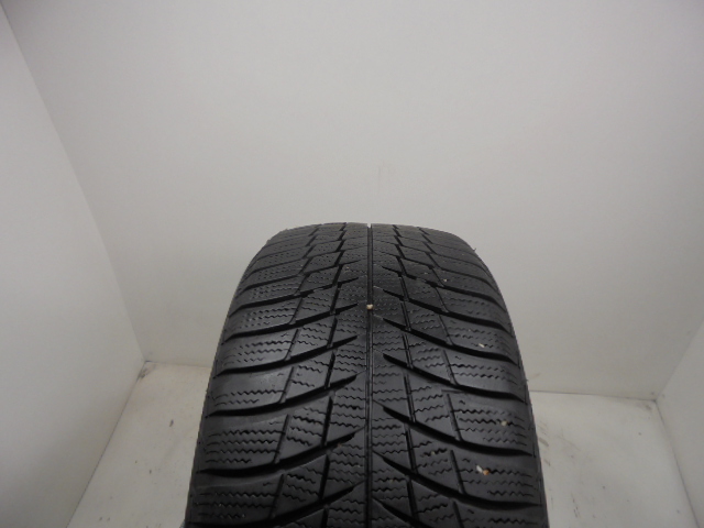 Bridgestone LM001 tyre