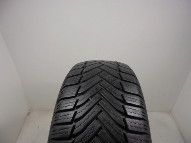Michelin Alpin 6 tyre
