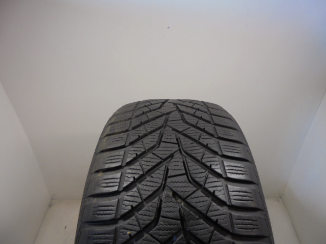 Yokohama W.drive V905 tyre