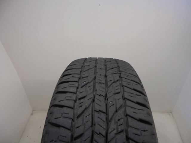 Yokohama G015 tyre