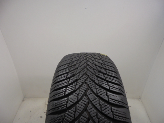 Firestone Winterhawk 4 tyre