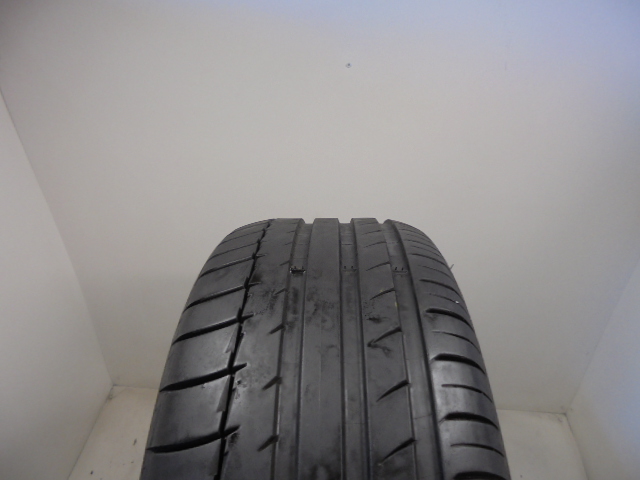 Michelin Latitude Sport tyre