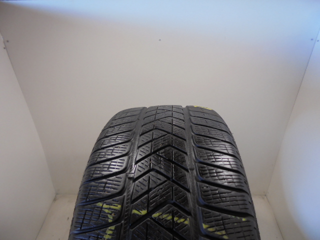 Pirelli Scorpion Winter tyre