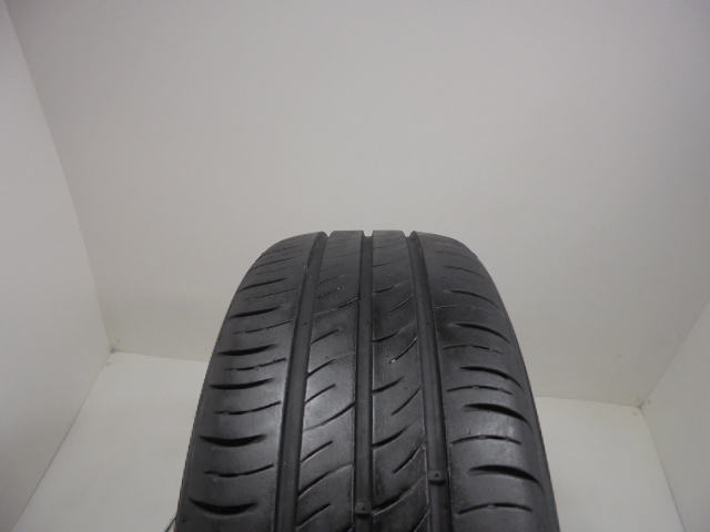Kumho ES01 tyre