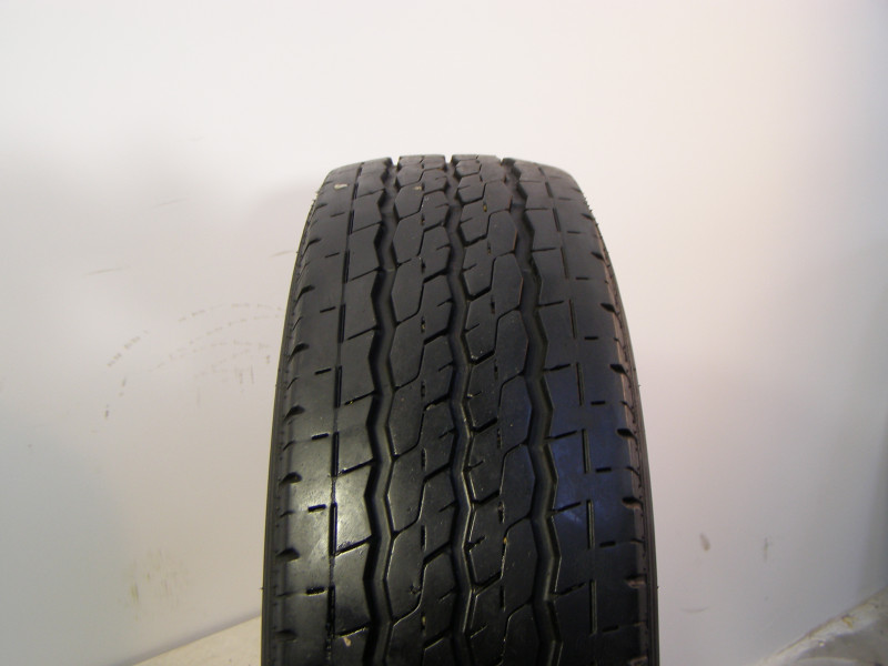 Firestone Vanhawk 2 tyre