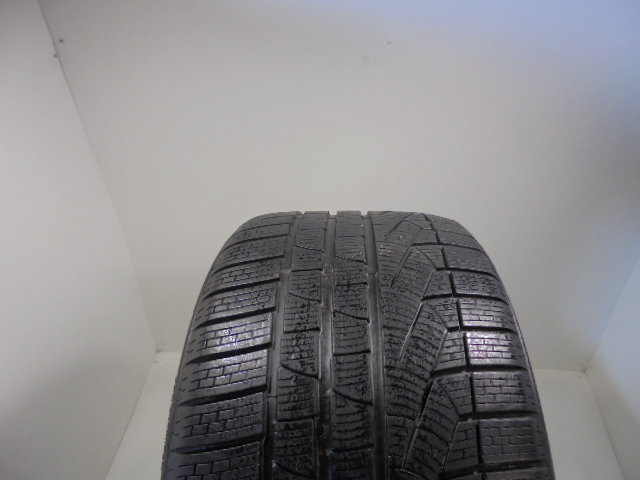 Pirelli Sottozero II tyre