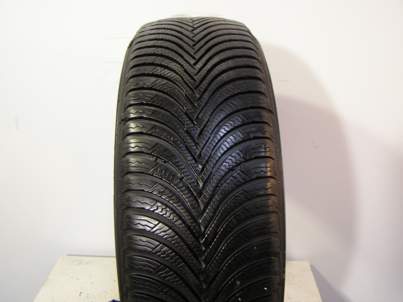 Michelin Alpin 5 tyre