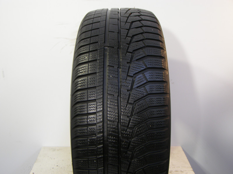 Hankook W320 tyre