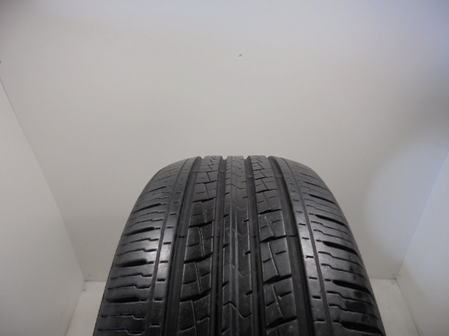Kumho Solus KH16 tyre
