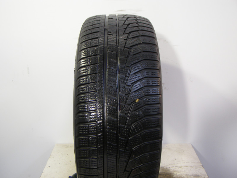 Hankook W320 tyre