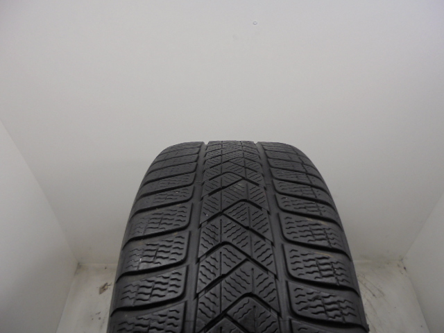 Pirelli Sottozero 3 Seal tyre