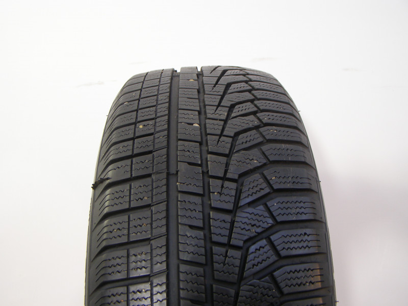 Hankook Winter Icept Evo2 W320B tyre