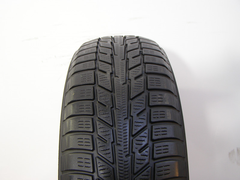 Yokohama V903 tyre
