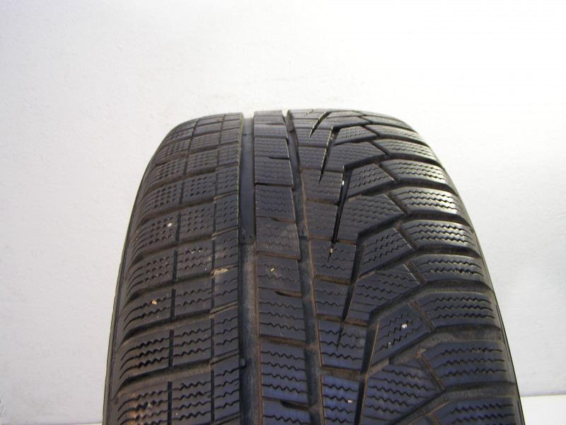 Hankook W320A Winter Icept Evo2 tyre