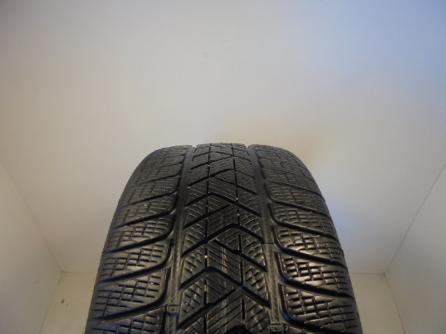 Pirelli Scorpion Winter tyre