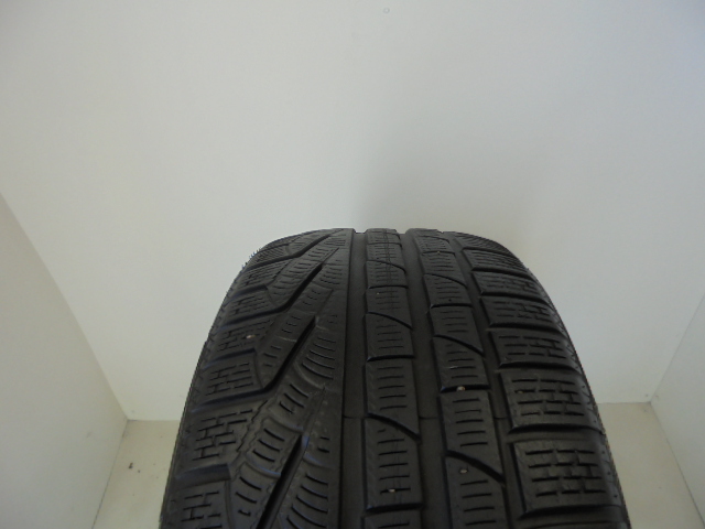 Pirelli Sottozero II tyre
