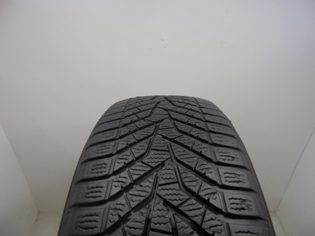 Yokohama V905 tyre