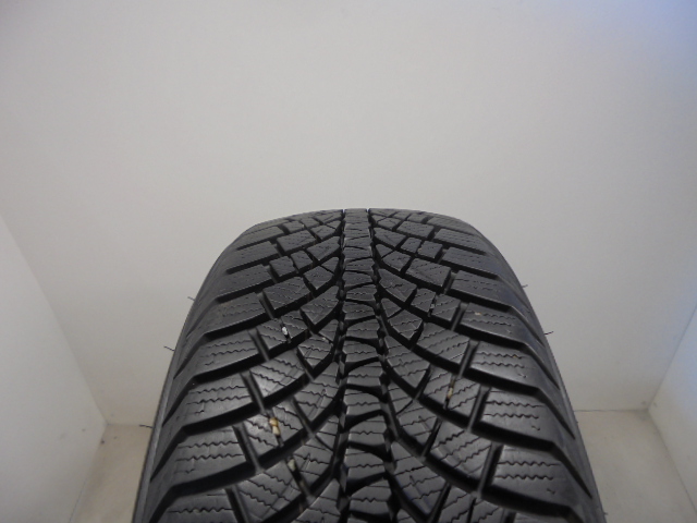 Kumho WP71 tyre