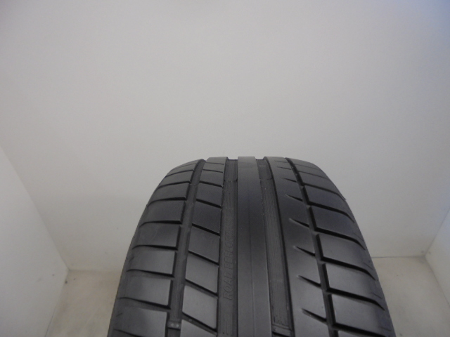 Kormoran Road Performance tyre