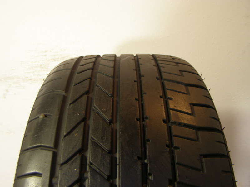 Pirelli Pzero Asimmetrico tyre