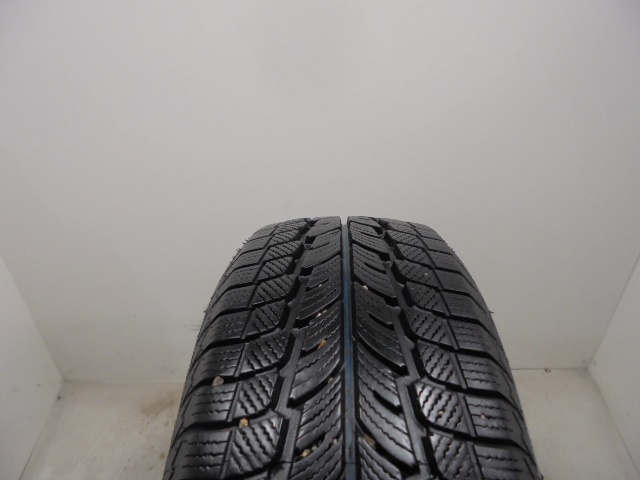 APLUS A501 tyre