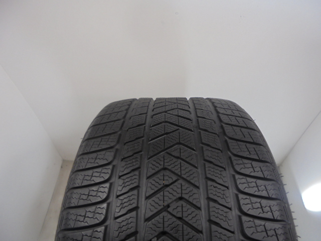 Pirelli Sottozero 3 tyre