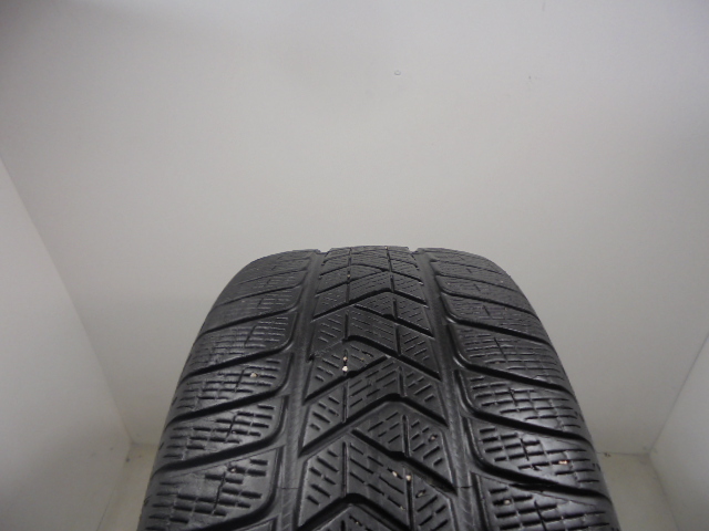 Pirelli Scorpion Winter tyre