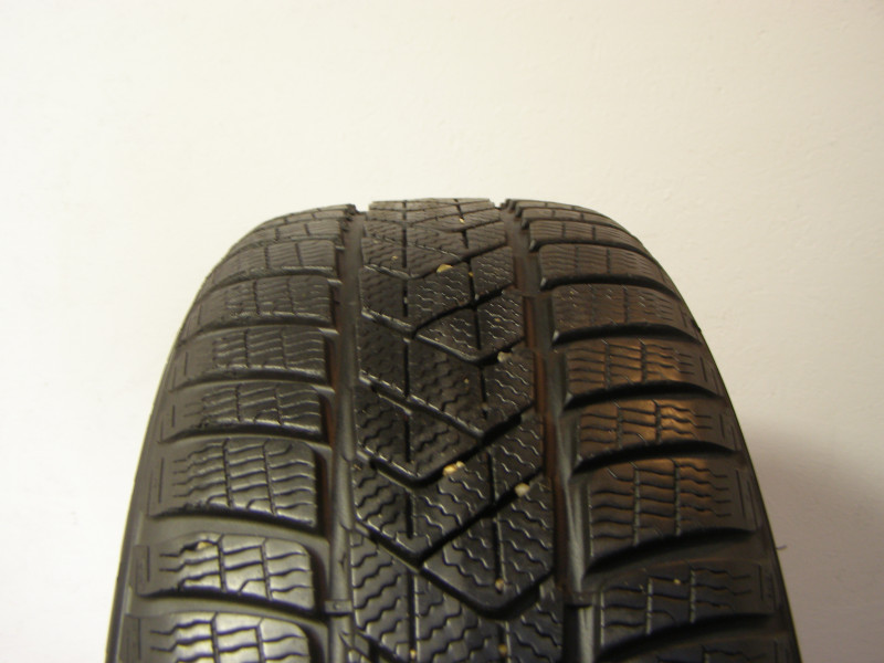 Pirelli Sottozero 3 tyre