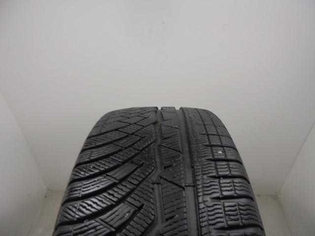 Michelin Pilot Alpin PA4 tyre