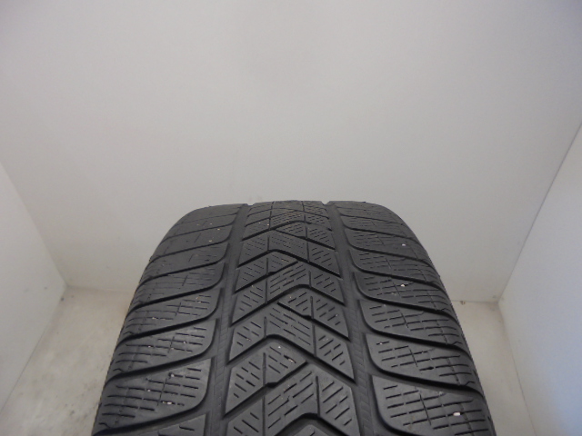 Pirelli Scorpion Winter tyre