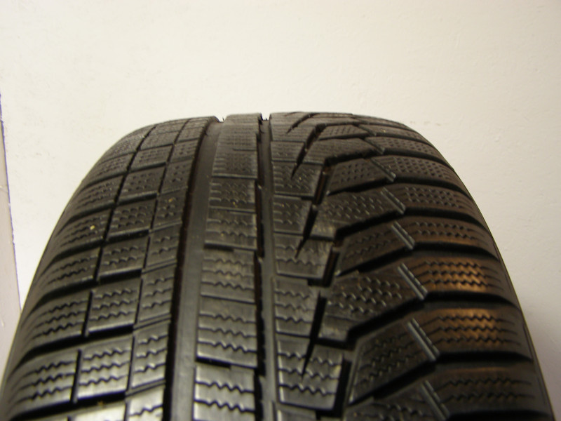 Hankook W320 Winter Icept Evo2 tyre