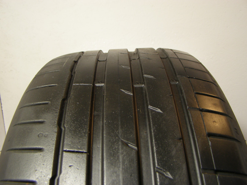 Hankook K127 VENTUS S1 EVO 3 tyre